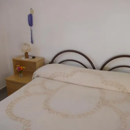 Alberta Hotel 2*